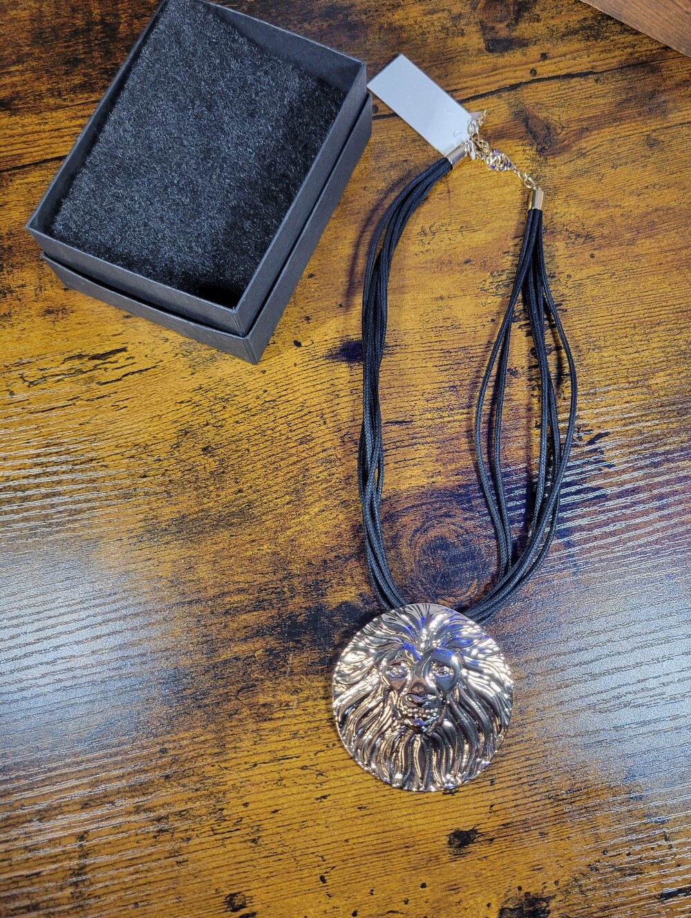 St.Thomas Lion Medallion Pendant Necklace - Black & gold tone